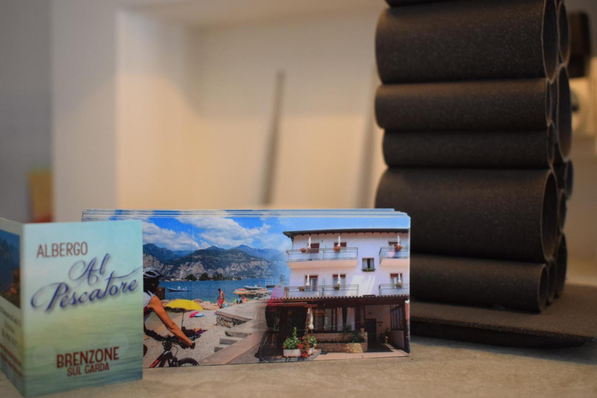 Albergo Al Pescatore Brenzone sul Garda Exterior foto