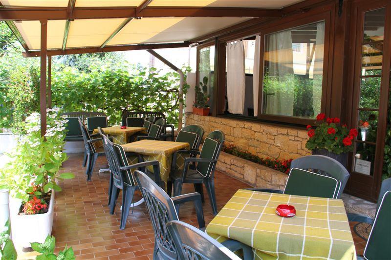 Albergo Al Pescatore Brenzone sul Garda Exterior foto