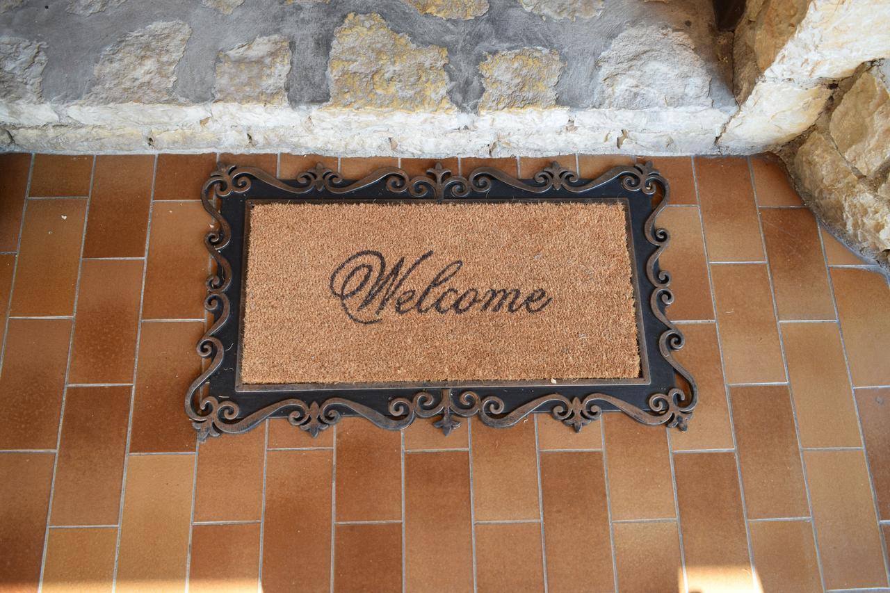 Albergo Al Pescatore Brenzone sul Garda Exterior foto
